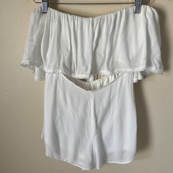 TOBI White Strapless Romper with Back Tie Size Small - Picture 1 of 8